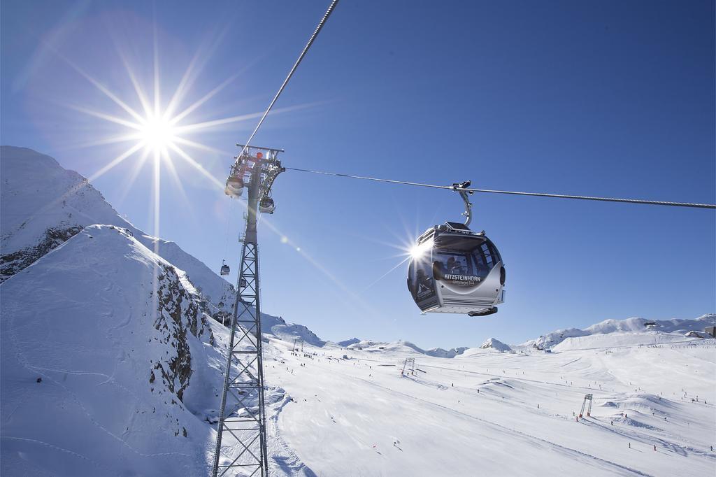 Hotel Kuenstleralm Капрун Екстериор снимка